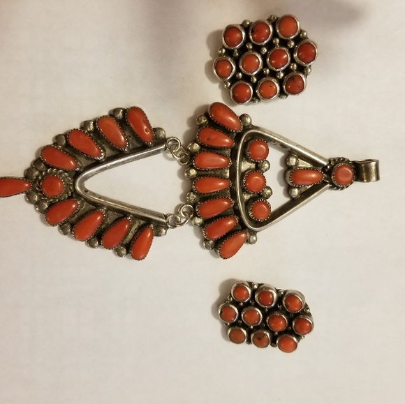 Bill and Lou Zuni Jewelry - Picture 2 of 5